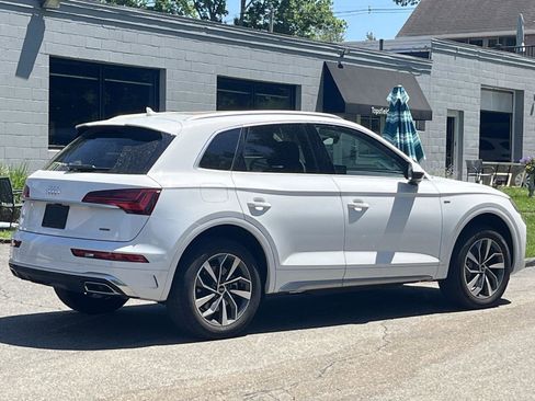 Used 2024 Audi Q5 2.0T Premium Plus AWD/4WD image 2