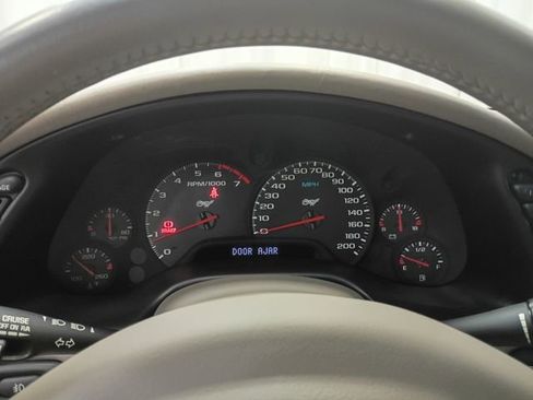 Used 2003 Chevrolet Corvette 50th Anniversary Edition w/ Preferred Equipment Group1 image 7