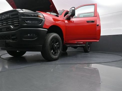 New 2026 RAM 2500 Tradesman AWD/4WD image 32