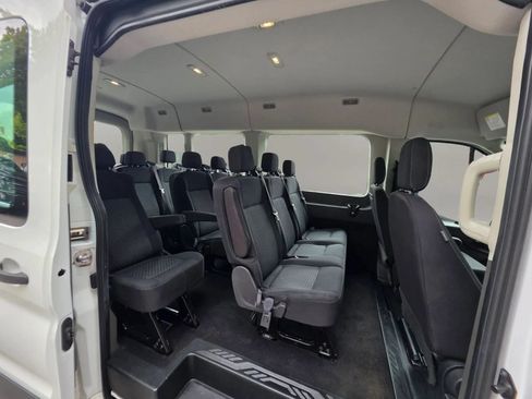 Used 2022 Ford Transit 350 XLT RWD image 27