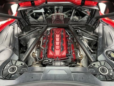 Used 2024 Chevrolet Corvette Stingray Premium Cpe w/ Z51 Performance Package image 27