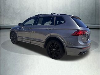 Used 2022 Volkswagen Tiguan SE R-Line AWD/4WD video 3