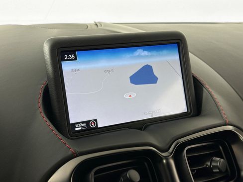 Used 2020 Aston Martin V8 Vantage Coupe RWD image 15