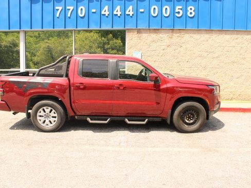 Used 2022 Nissan Frontier SV w/ Technology Package RWD image 19