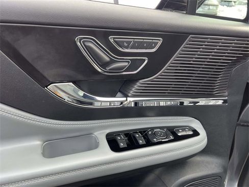 Certified 2022 Lincoln Corsair AWD w/ Equipment Group 101A image 20