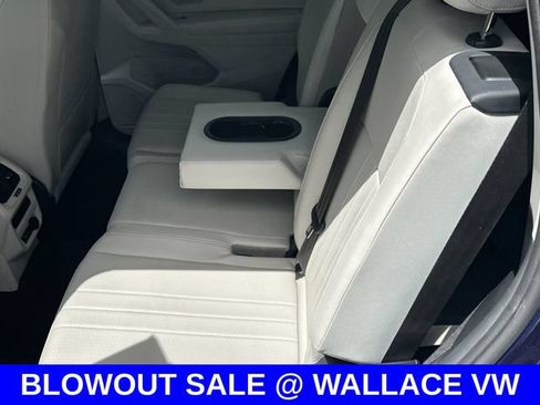 Certified 2024 Volkswagen Tiguan SE w/ Panoramic Sunroof Package FWD image 11