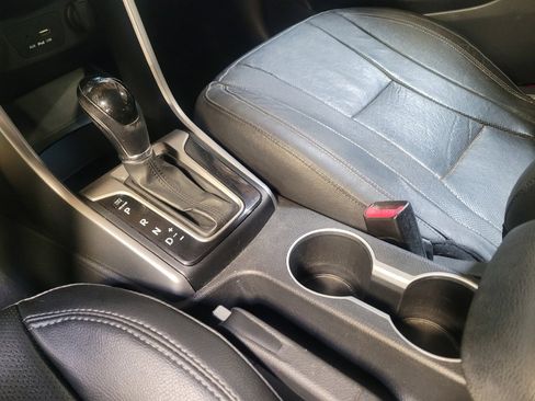 Used 2015 Hyundai Elantra GT w/ Option Group 02 FWD image 26