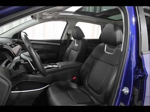Certified 2024 Hyundai Tucson Limited AWD/4WD image 5