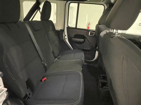 Used 2021 Jeep Wrangler Unlimited Sport image 22