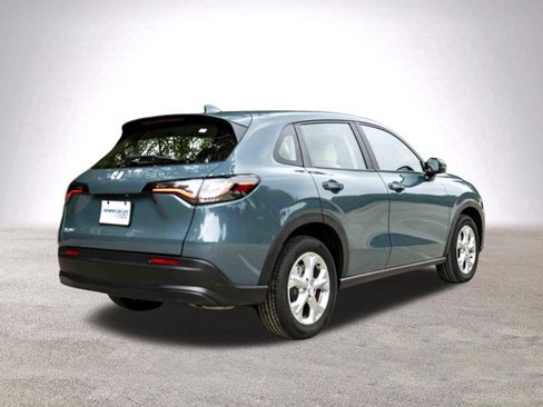 Used 2025 Honda HR-V LX image 9
