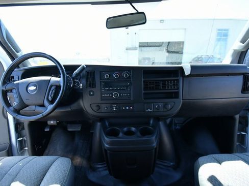Used 2021 Chevrolet Express 3500 w/ Power Convenience Package image 17