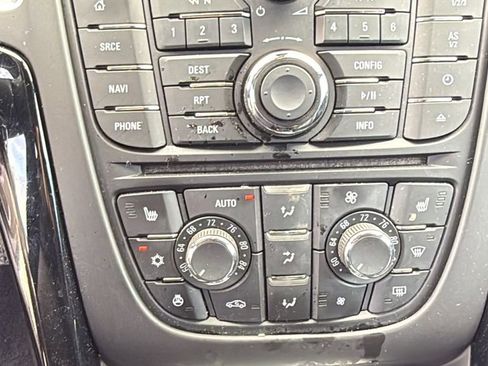 Used 2016 Buick Cascada image 30