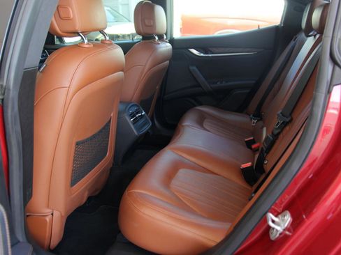 Used 2018 Maserati Ghibli image 24