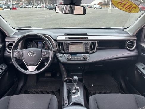 Used 2018 Toyota RAV4 XLE image 24