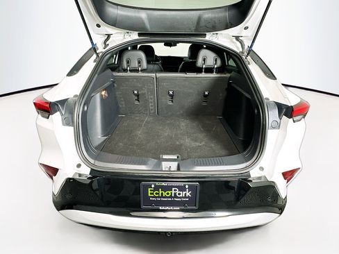 Used 2025 Buick Envista Sport Touring image 26