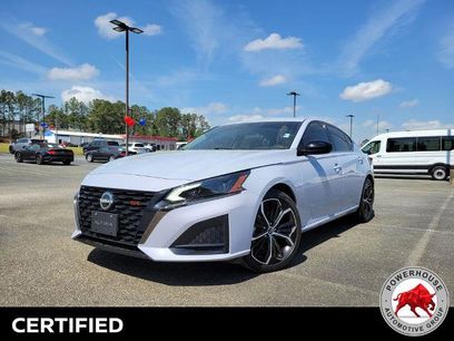 Used 2023 Nissan Altima 2.5 SR