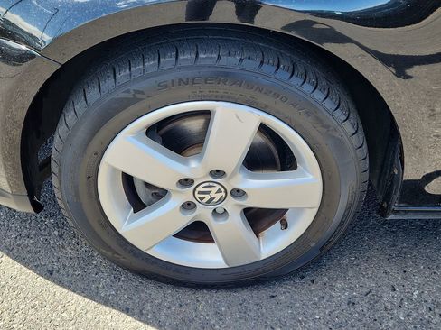 Used 2009 Volkswagen Jetta SE FWD image 6