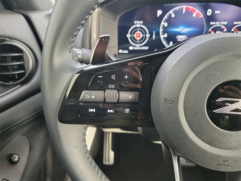 Certified 2024 Nissan Z Performance w/ Floor Mat Package image 14