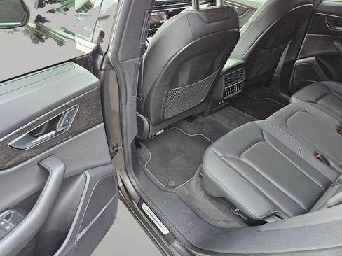 Used 2019 Audi Q8 Prestige w/ Towing Package image 25