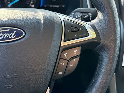 Certified 2024 Ford Edge SEL w/ Convenience Package image 19