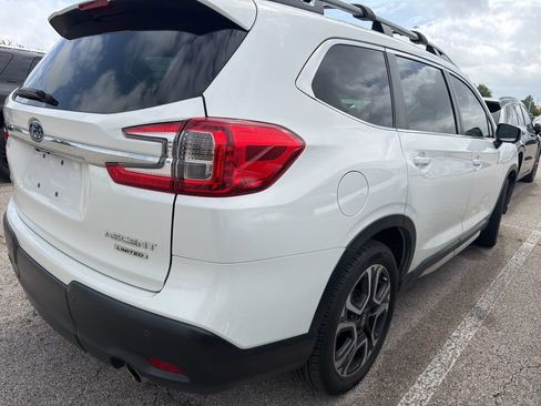Used 2023 Subaru Ascent Limited w/ Technology Package image 5