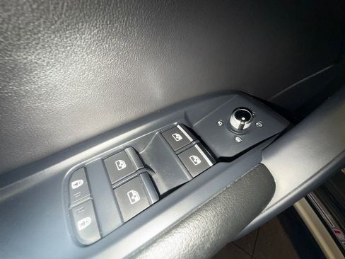 Certified 2022 Audi Q5 2.0T Premium w/ Convenience Package image 16