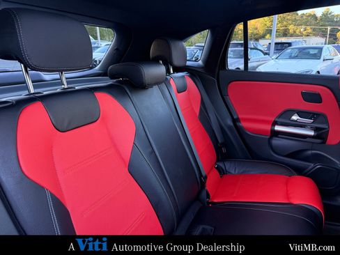 Certified 2025 Mercedes-Benz GLA 250 4MATIC image 28