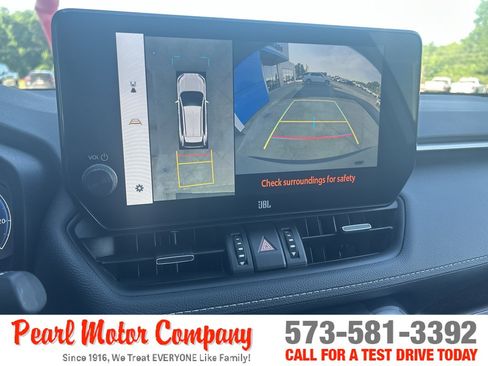 Used 2025 Toyota RAV4 Limited w/ Advanced Technology Package AWD/4WD image 17