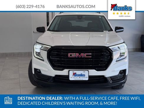 Certified 2023 GMC Terrain SLT w/ Elevation Edition AWD/4WD image 3