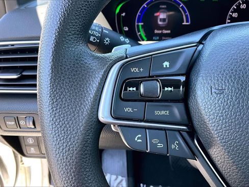 Used 2020 Honda Accord Hybrid image 21