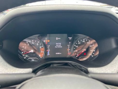 Used 2023 Jeep Compass Latitude AWD/4WD image 19