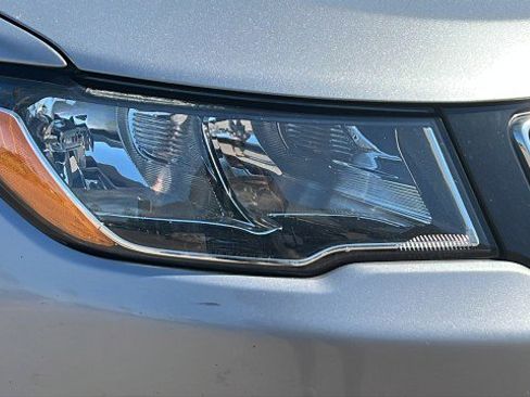 Used 2020 Jeep Compass Latitude image 4