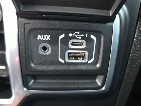 Certified 2025 Jeep Wrangler Unlimited Rubicon 4xe w/ Convenience Group AWD/4WD image 16