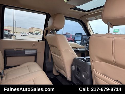 Used 2015 Ford F250 Lariat w/ Chrome Package image 70