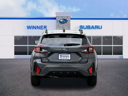 Used 2024 Subaru Crosstrek 2.0i Premium AWD/4WD image 3