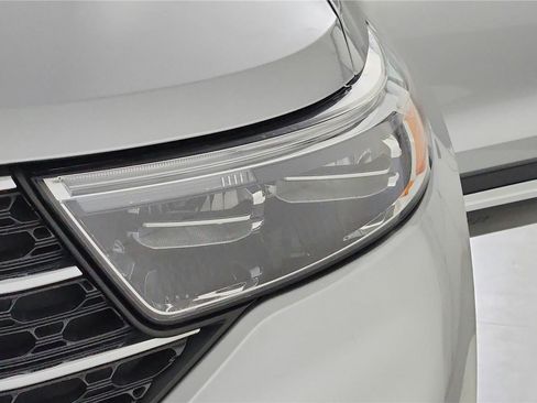 Used 2021 Ford Explorer XLT w/ Equipment Group 202A image 47