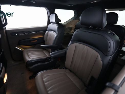 Used 2024 Kia EV9 GT-Line image 10