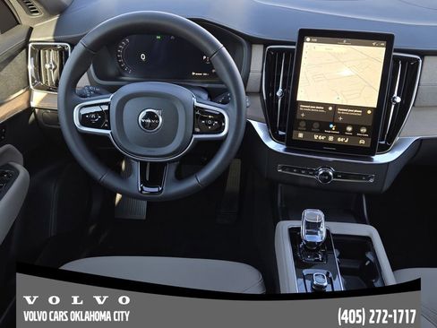 New 2026 Volvo XC90 B5 Core w/ Protection Package Premier image 26