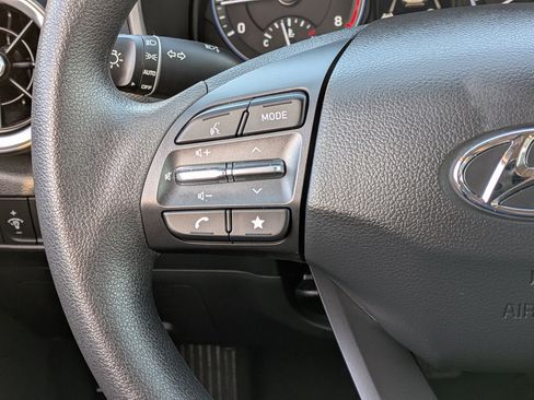 Used 2023 Hyundai Kona SEL image 15