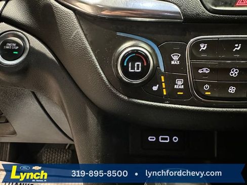 Used 2021 Chevrolet Equinox LT AWD/4WD image 13