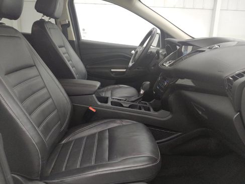 Used 2017 Ford Escape Titanium AWD/4WD image 21