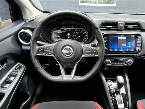 Used 2025 Nissan Versa SR w/ Trunk Package image 5