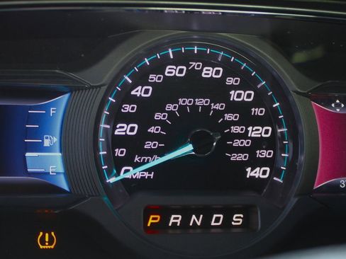 Used 2017 Ford Taurus SEL w/ Equipment Group 201A image 24