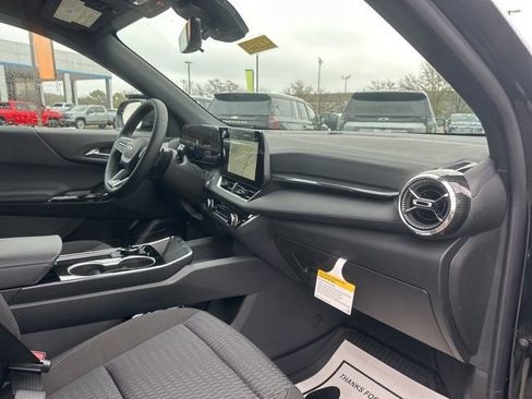 New 2026 Chevrolet Equinox LT image 33