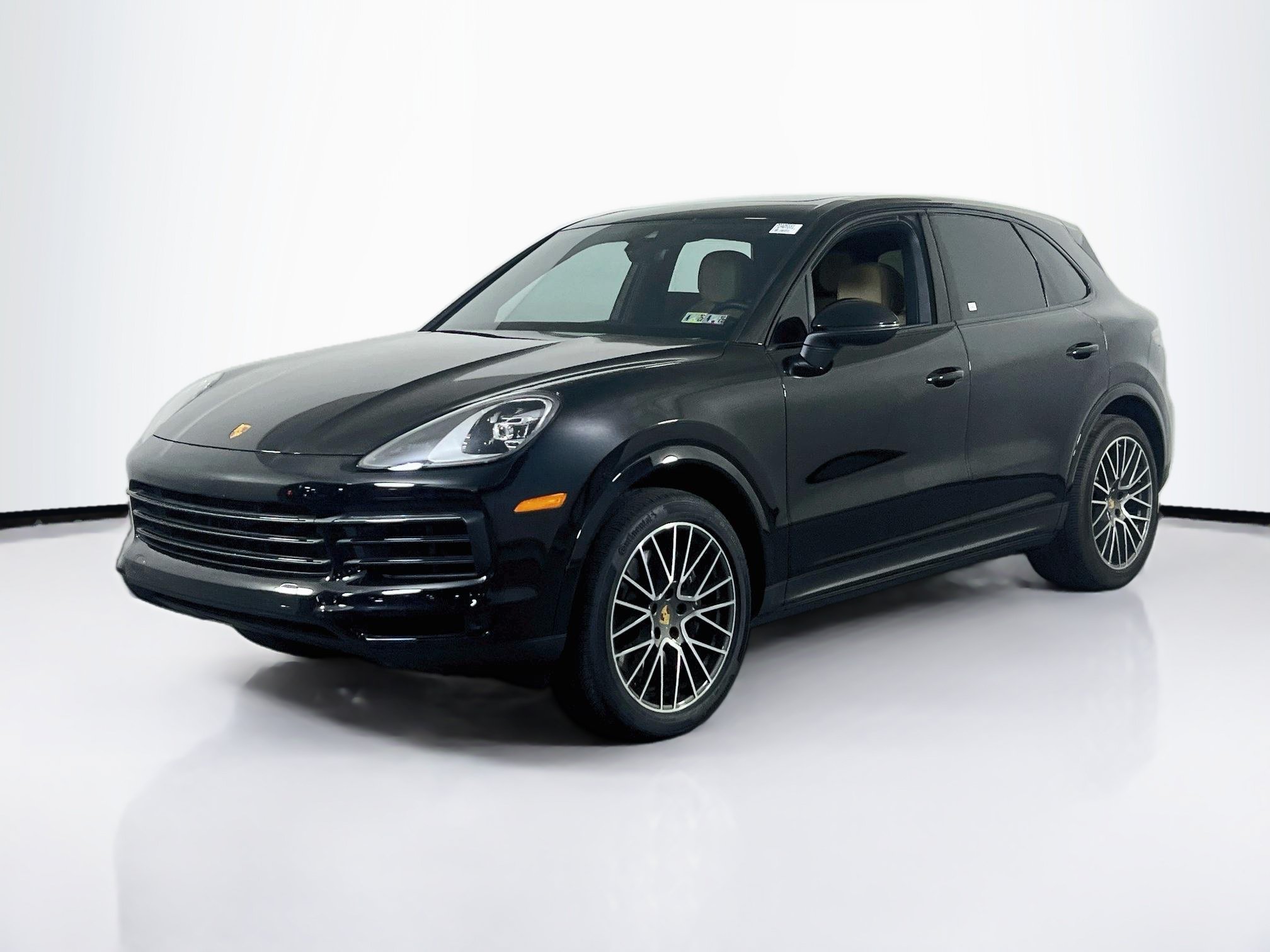 Used 2023 Porsche Cayenne AWD/4WD image 1
