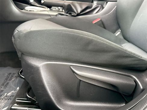 Used 2015 MAZDA MAZDA3 i Sport FWD image 25