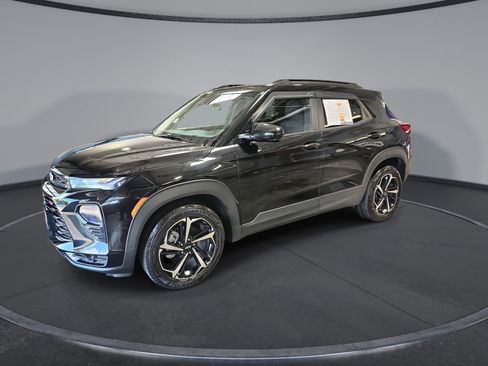 Certified 2023 Chevrolet TrailBlazer RS w/ Convenience Package FWD image 4