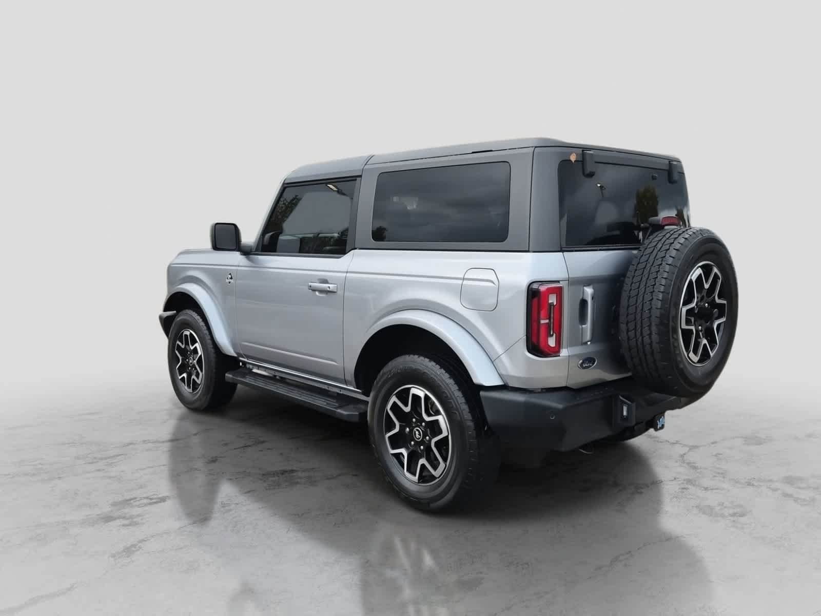 Used 2023 Ford Bronco Outer Banks AWD/4WD image 6