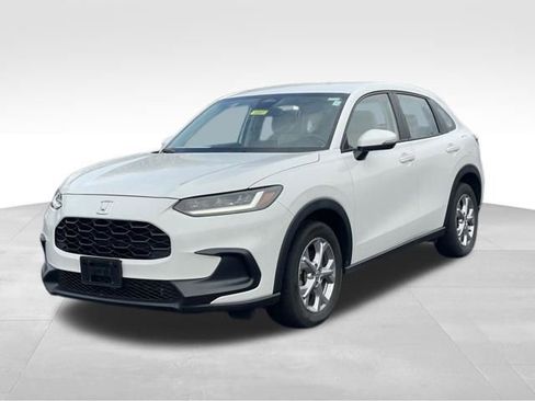 Used 2024 Honda HR-V LX image 2