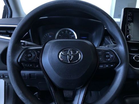 Certified 2021 Toyota Corolla LE image 24